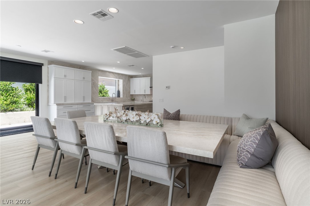8633 Robinson Ridge Drive