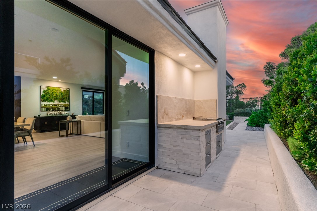 8633 Robinson Ridge Drive