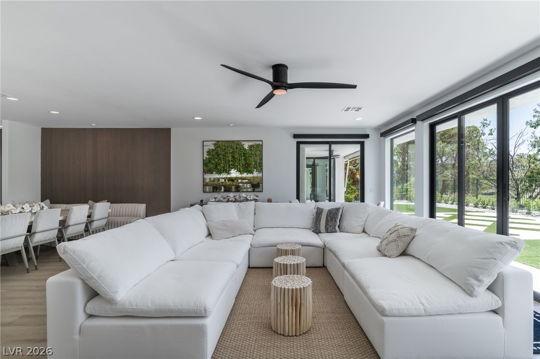 8633 Robinson Ridge Drive