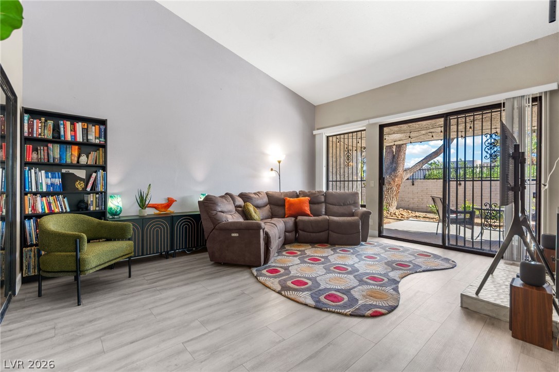 2511 Palmera Drive