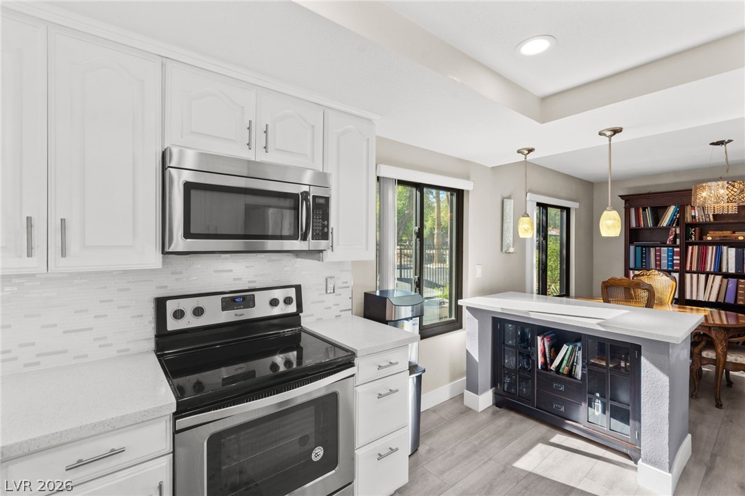2511 Palmera Drive