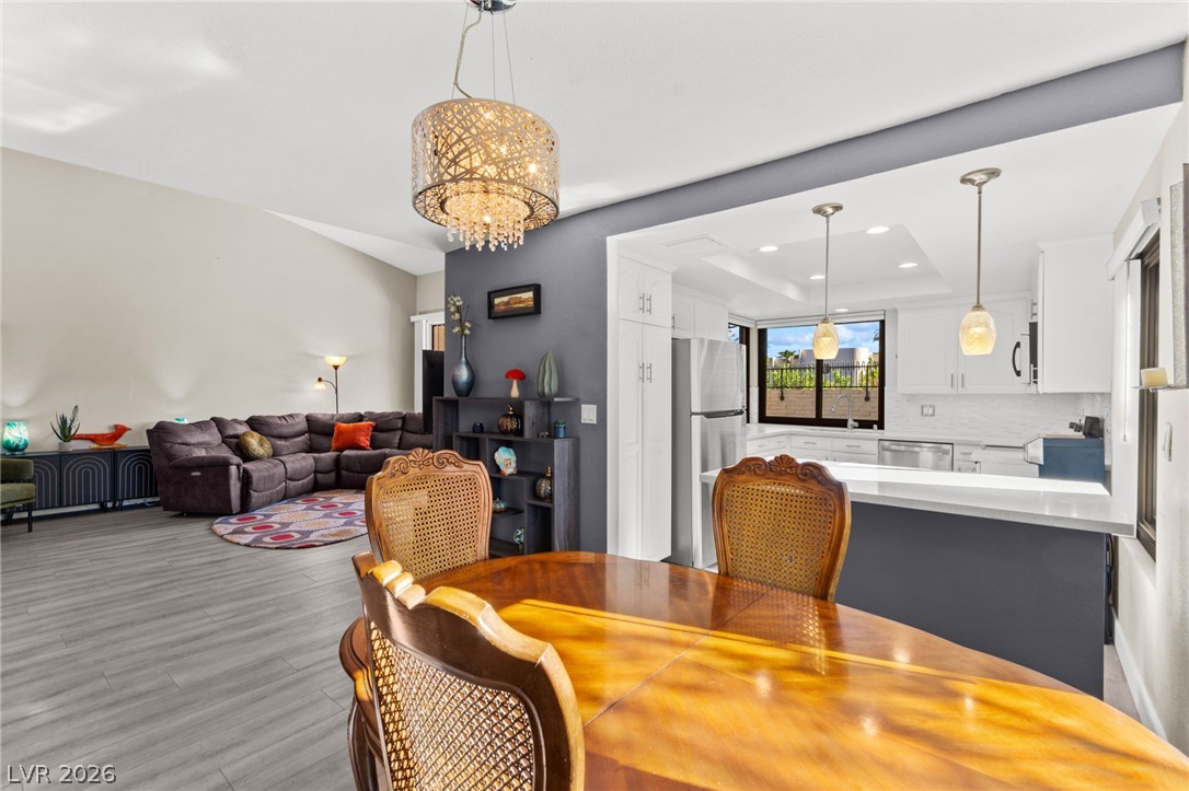 2511 Palmera Drive