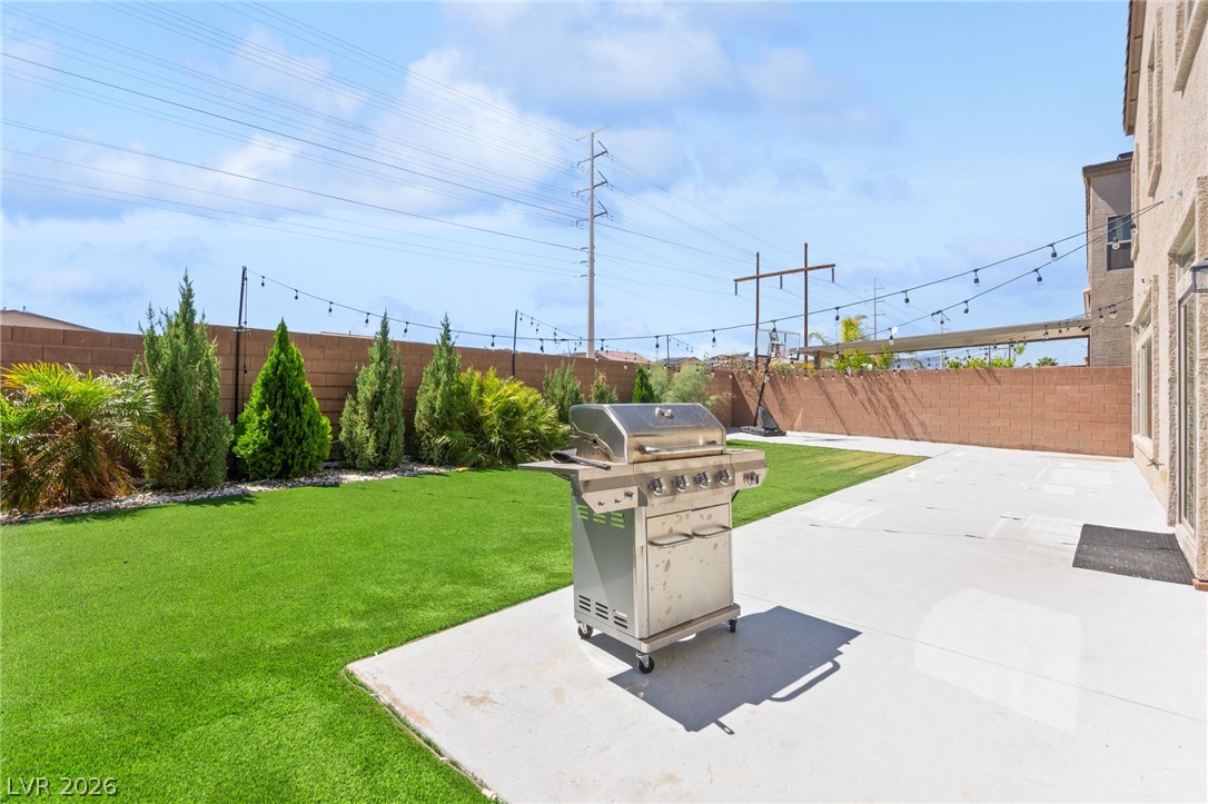 5929 Graystone Ridge Avenue