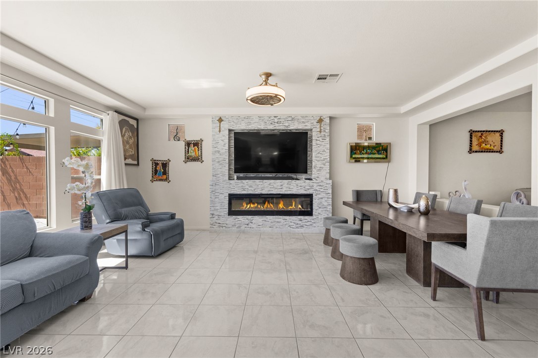 5929 Graystone Ridge Avenue