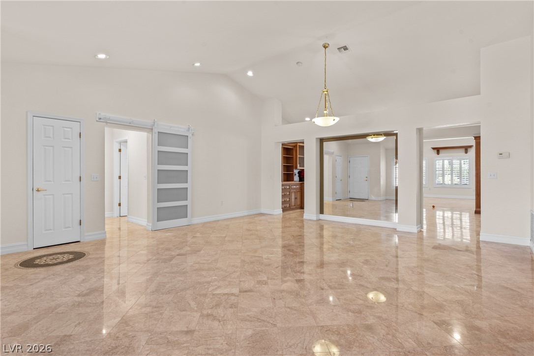 8821 Sandspring Drive