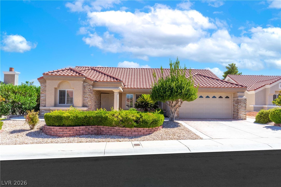 8821 Sandspring Drive