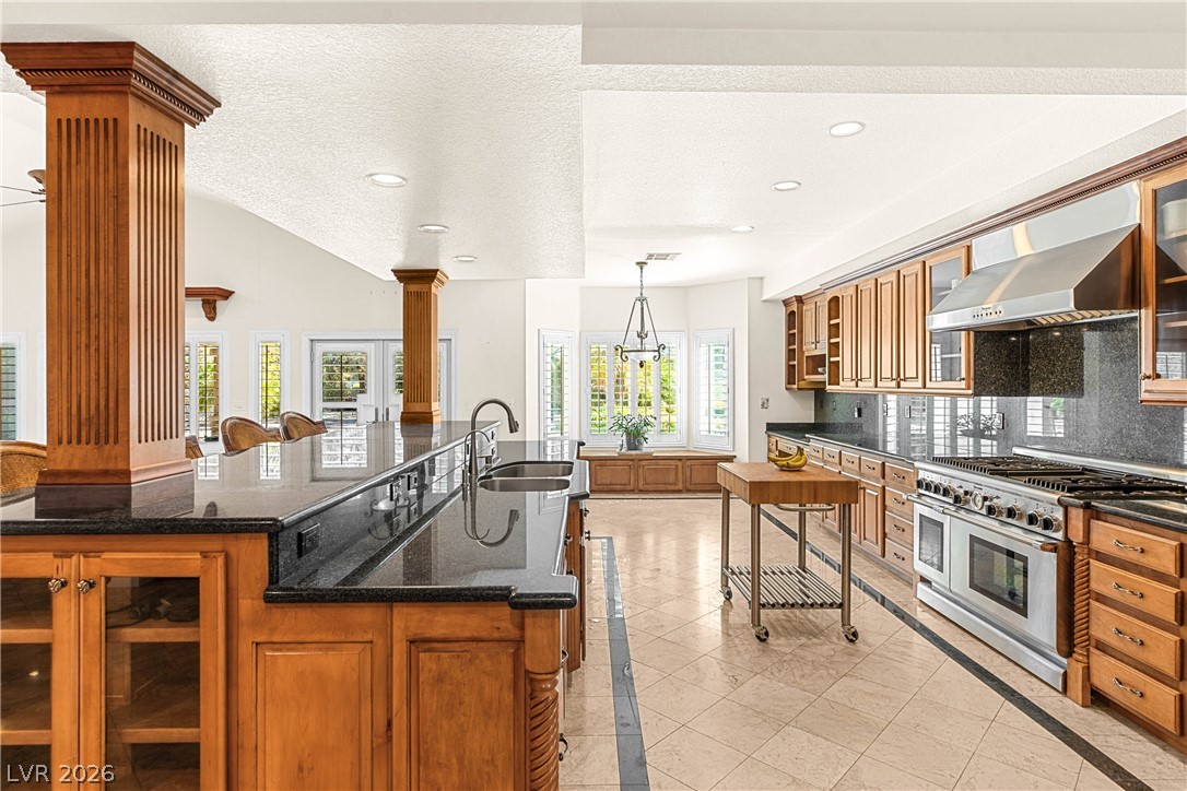 8821 Sandspring Drive