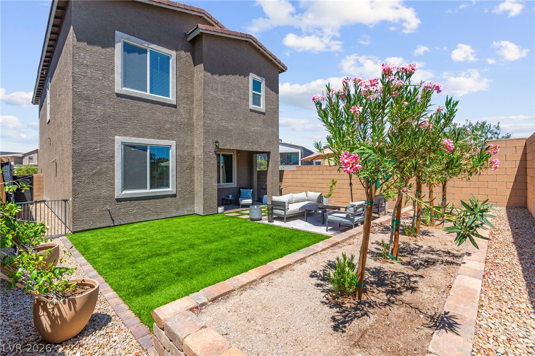 9743 Mojave Mountain Street