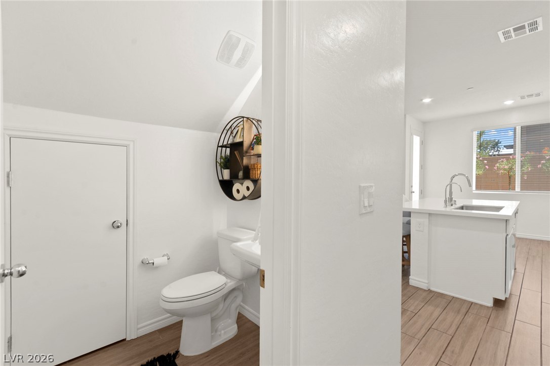 9743 Mojave Mountain Street