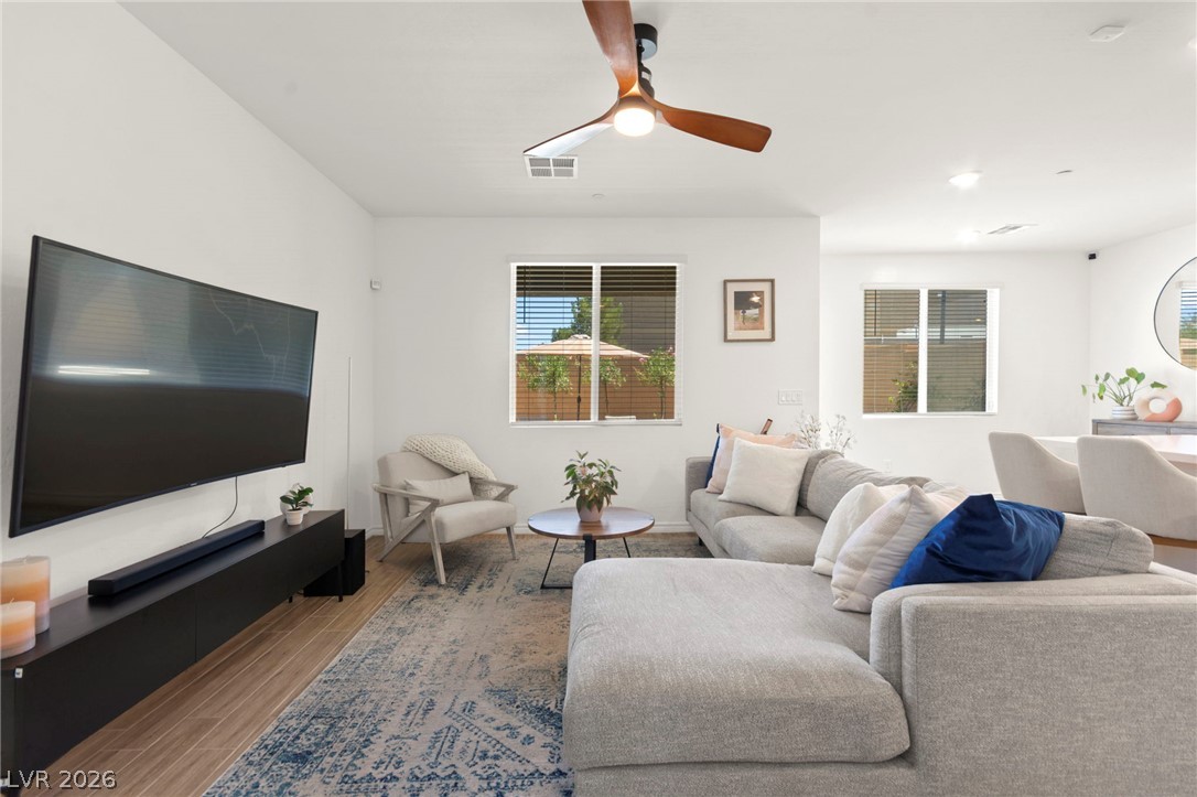 9743 Mojave Mountain Street