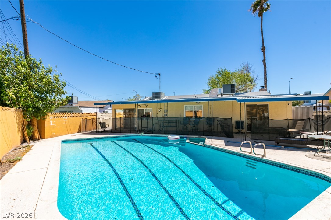 409 Estella Avenue