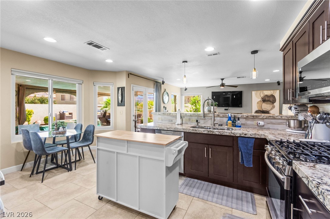 280 Willow Grove Circle