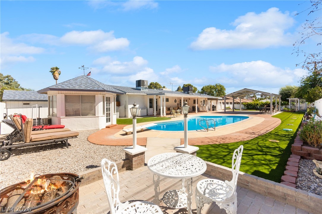 1963 Catalpa Trail