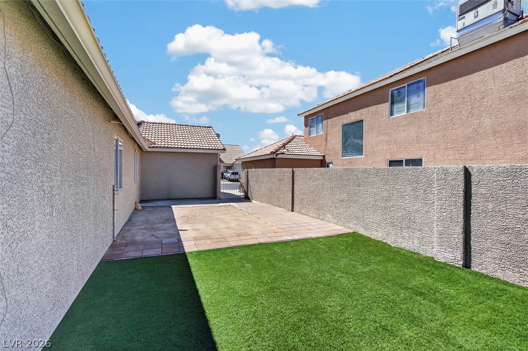 5828 Sunny Orchard Lane