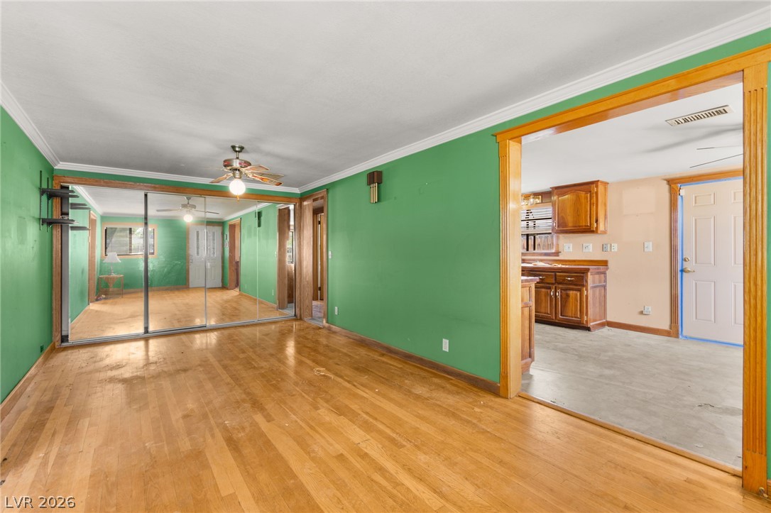 5722 Evergreen Avenue
