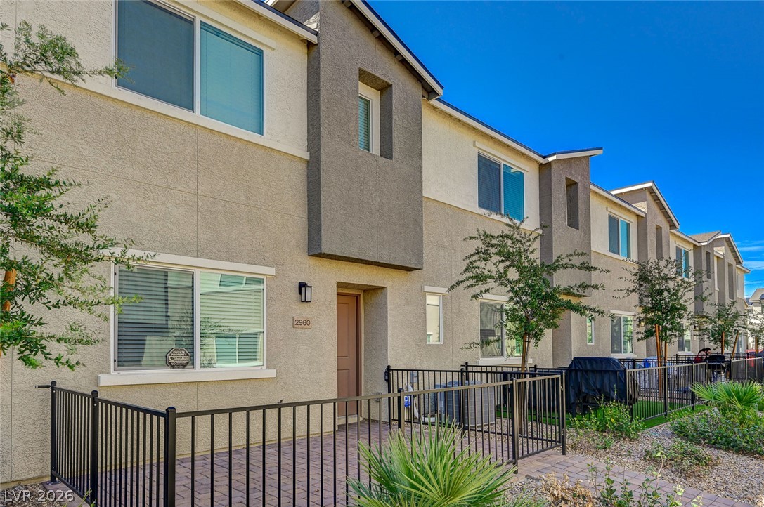 2960 Fire Cracker Red Street