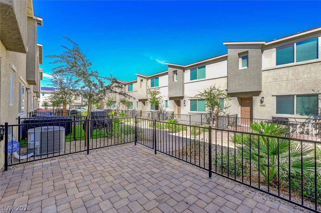 2960 Fire Cracker Red Street