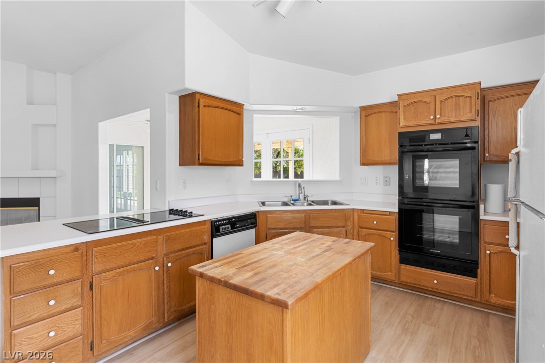 3616 Fox Glen Parkway