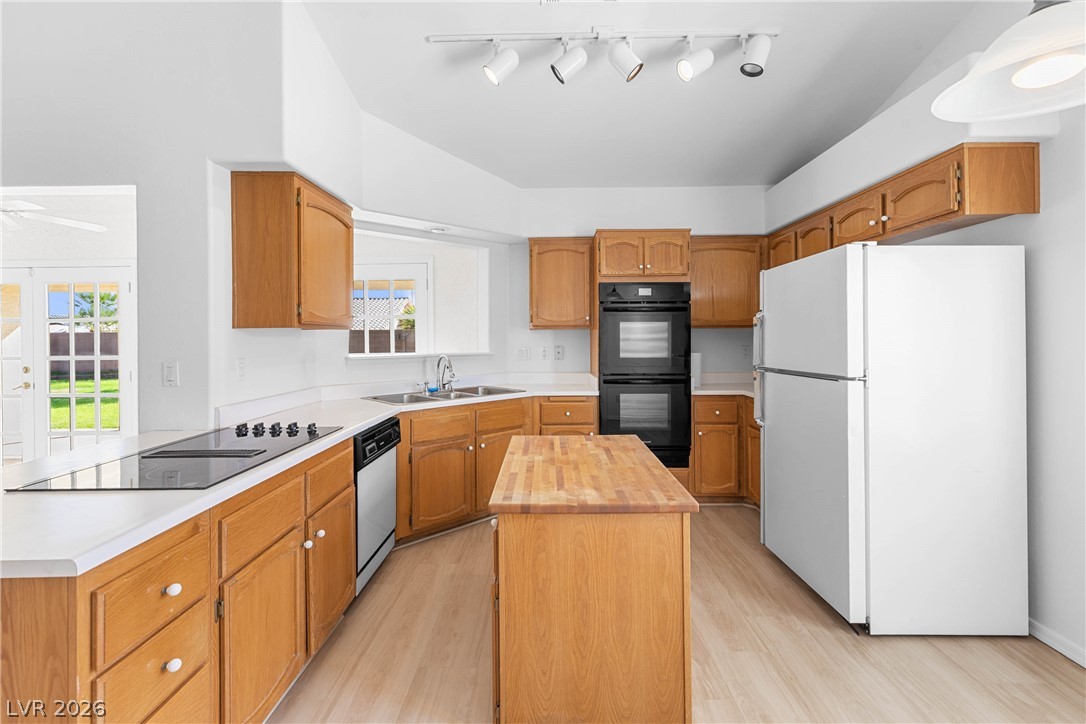 3616 Fox Glen Parkway