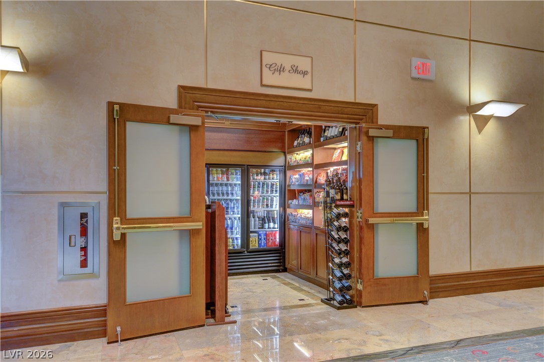 125 East Harmon Avenue 1415