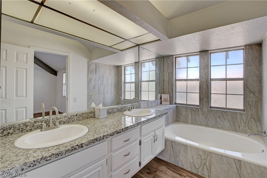 4049 Chalfont Court
