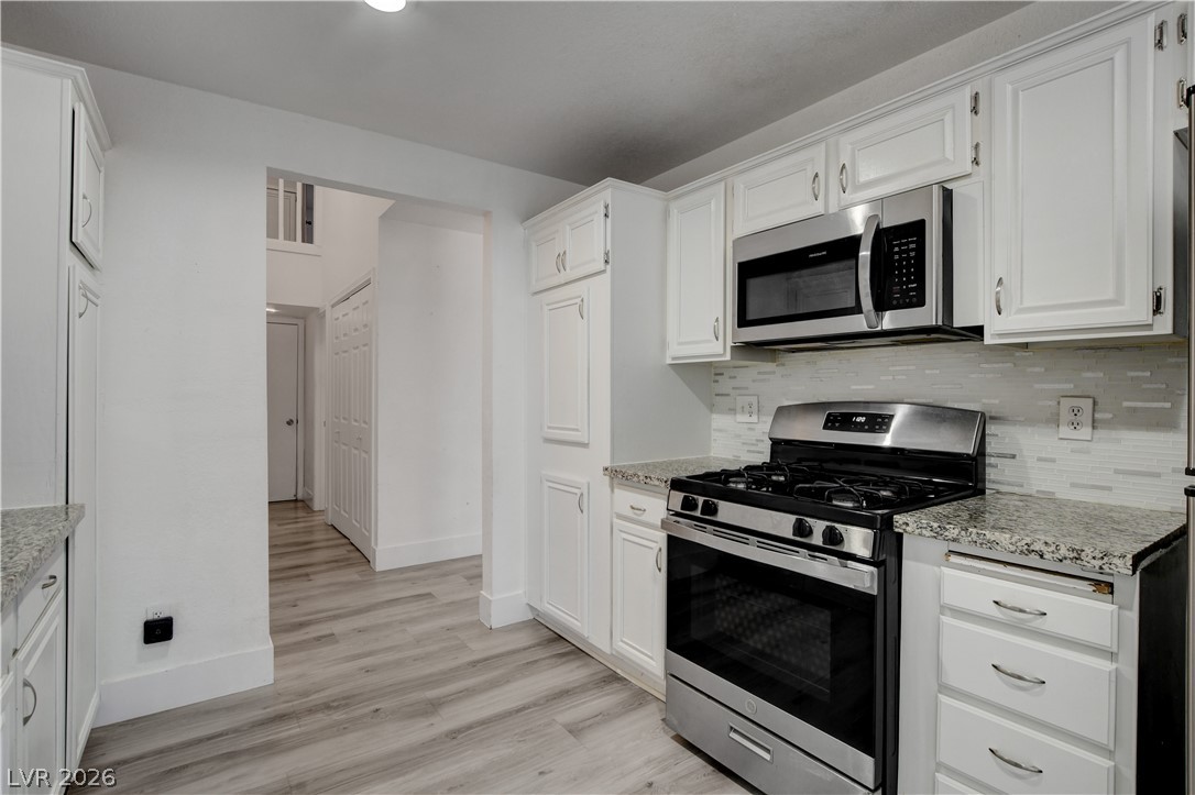 4049 Chalfont Court