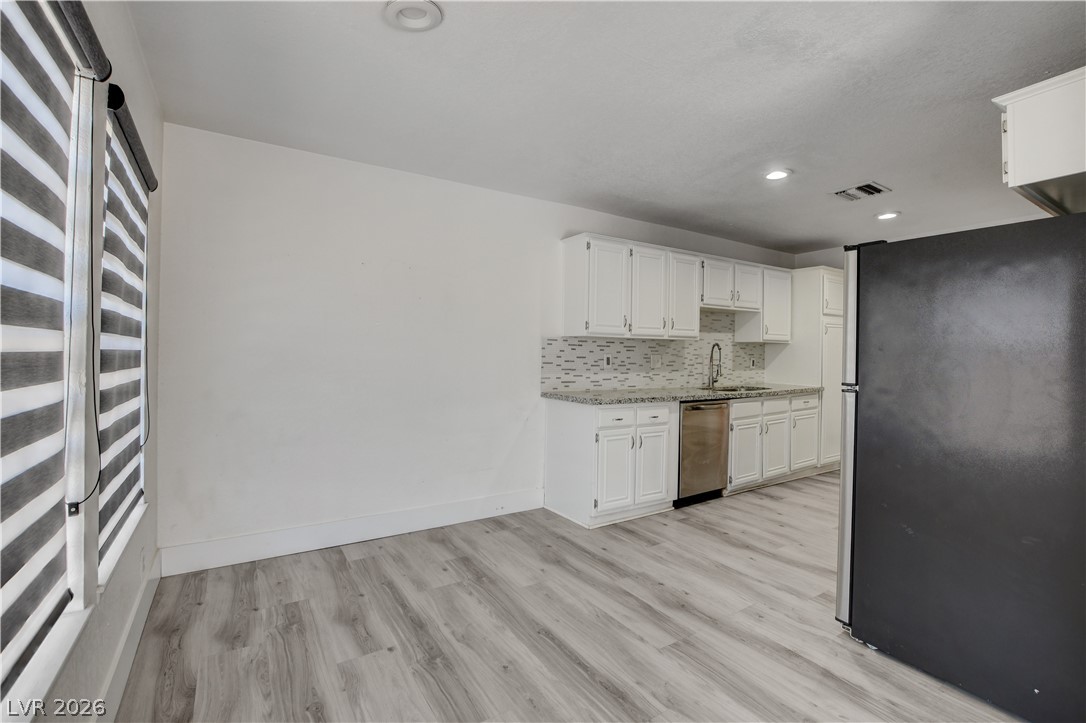 4049 Chalfont Court