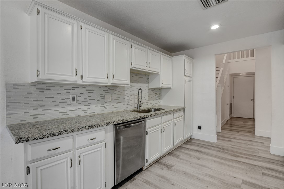 4049 Chalfont Court