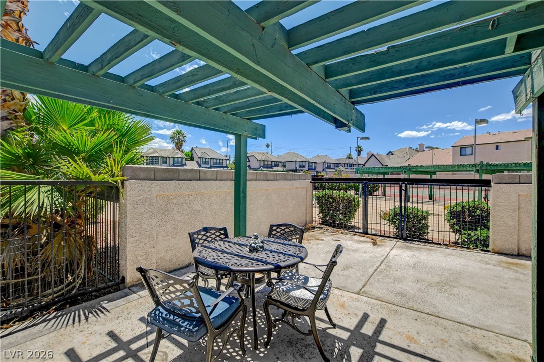 4049 Chalfont Court