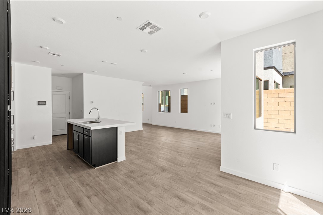 3357 Santa Verdiana Street