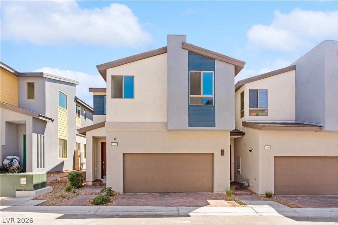 3357 Santa Verdiana Street
