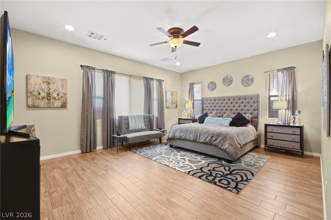 5523 Kyle Peak Court