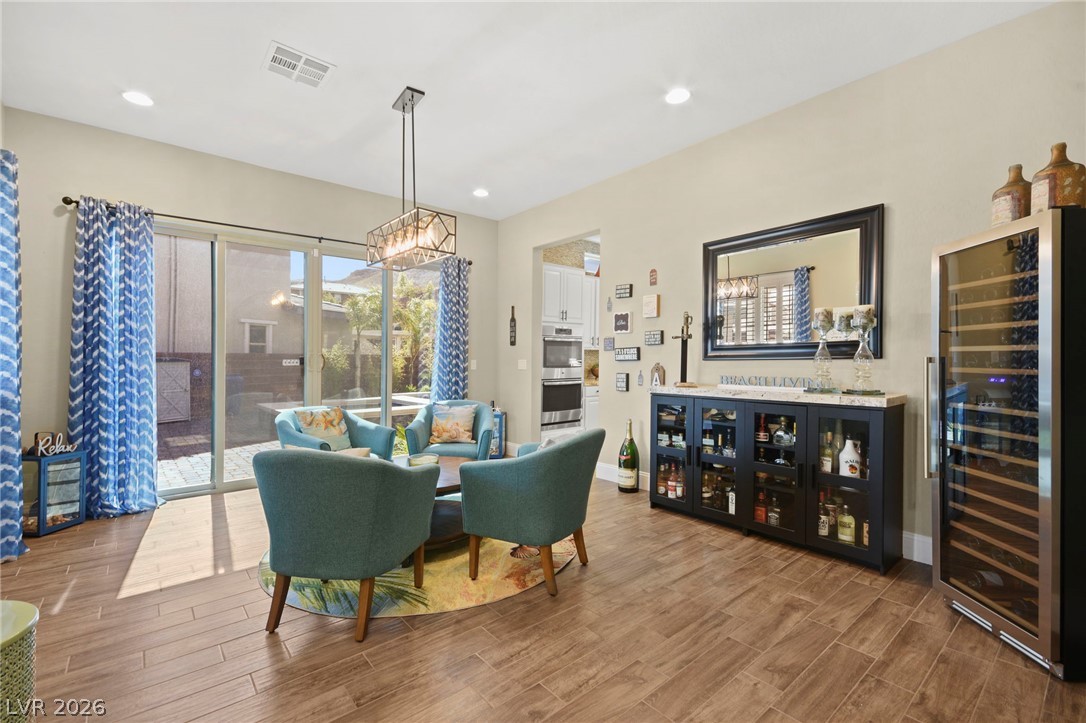 5523 Kyle Peak Court