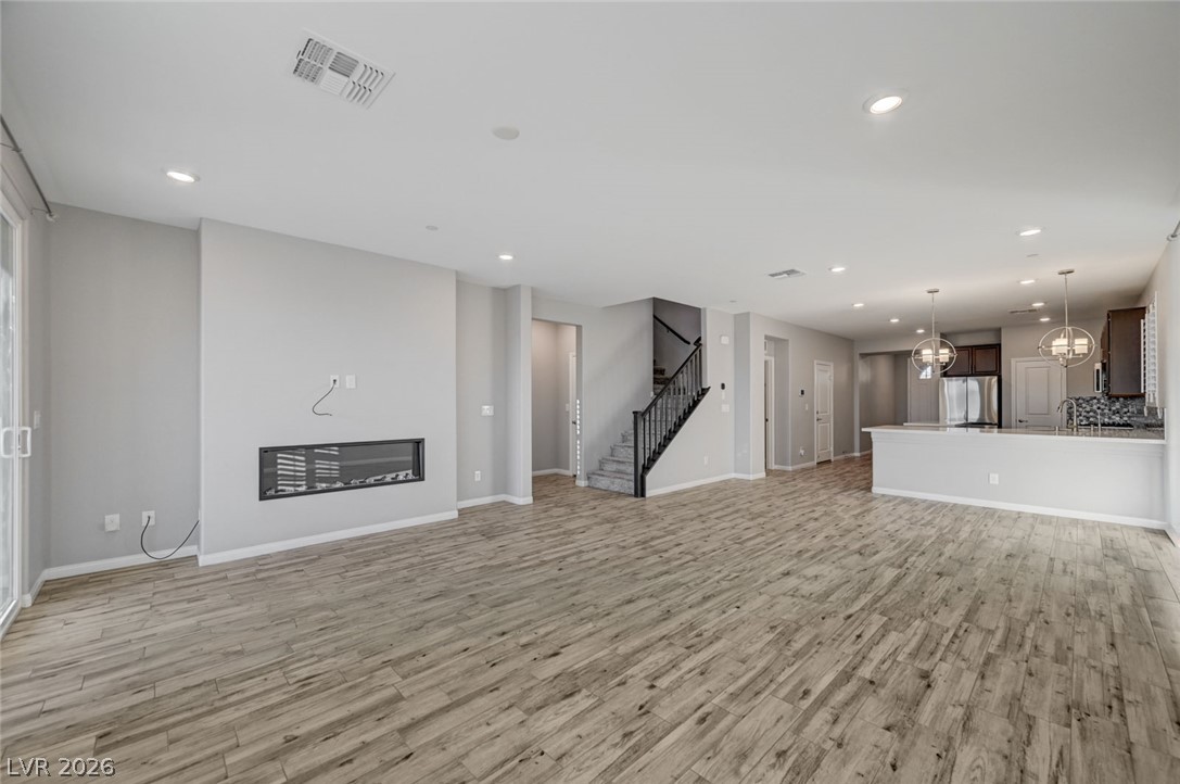 2587 Tolmezzo Street