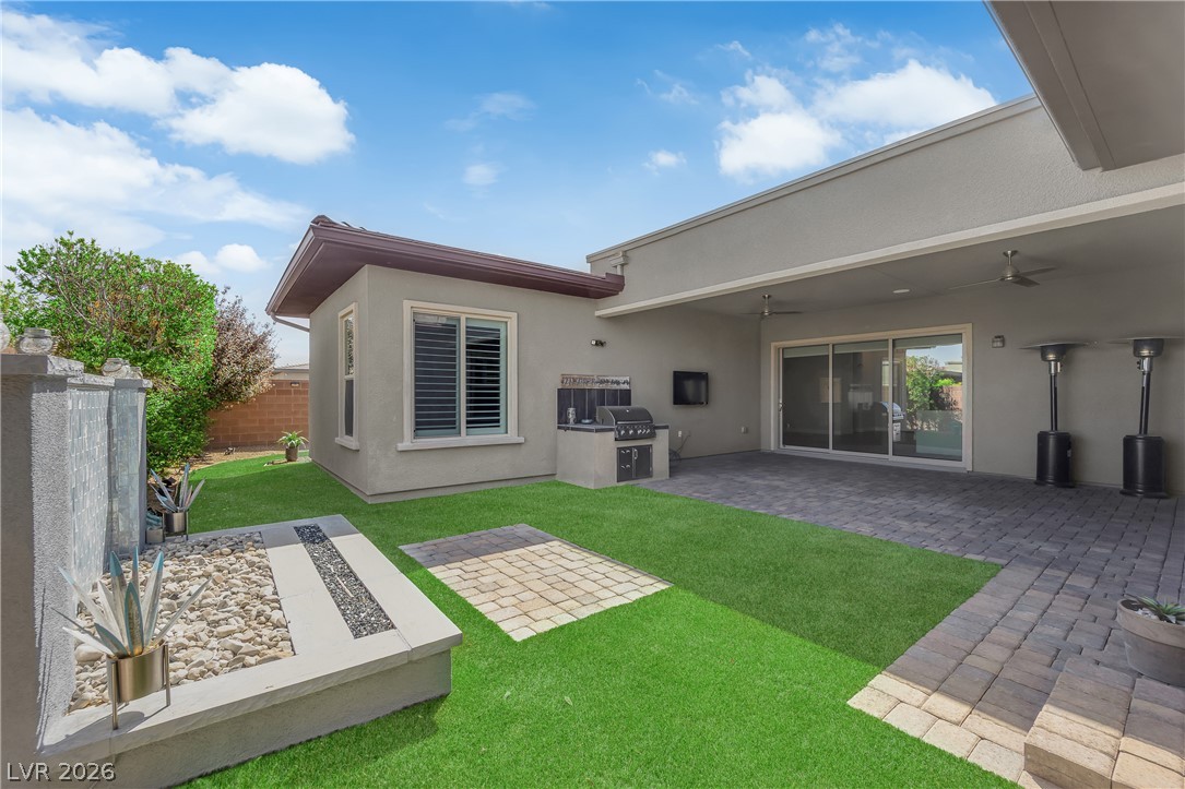 9828 Iron Sky Court