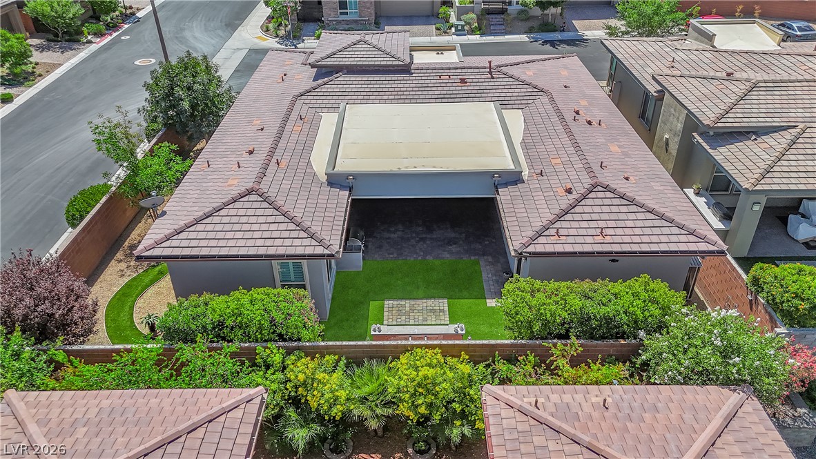 9828 Iron Sky Court