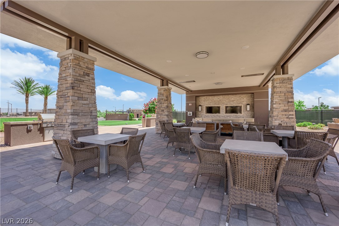 9828 Iron Sky Court
