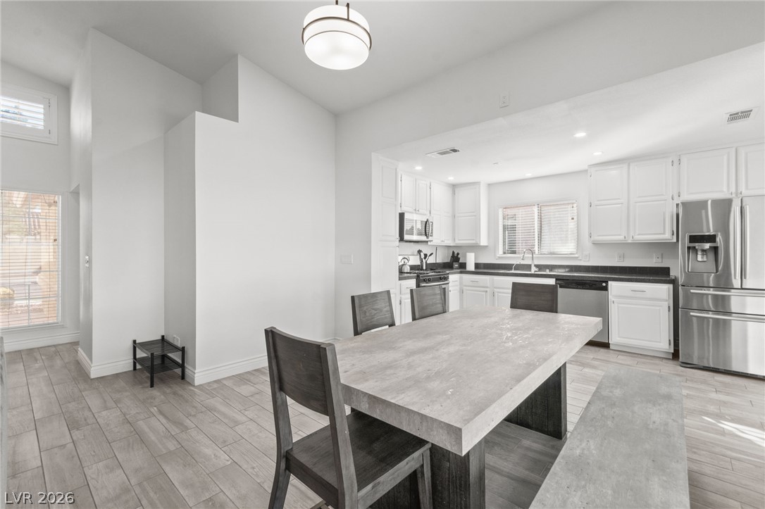 1828 Escondido Terrace