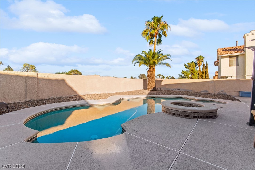 1828 Escondido Terrace