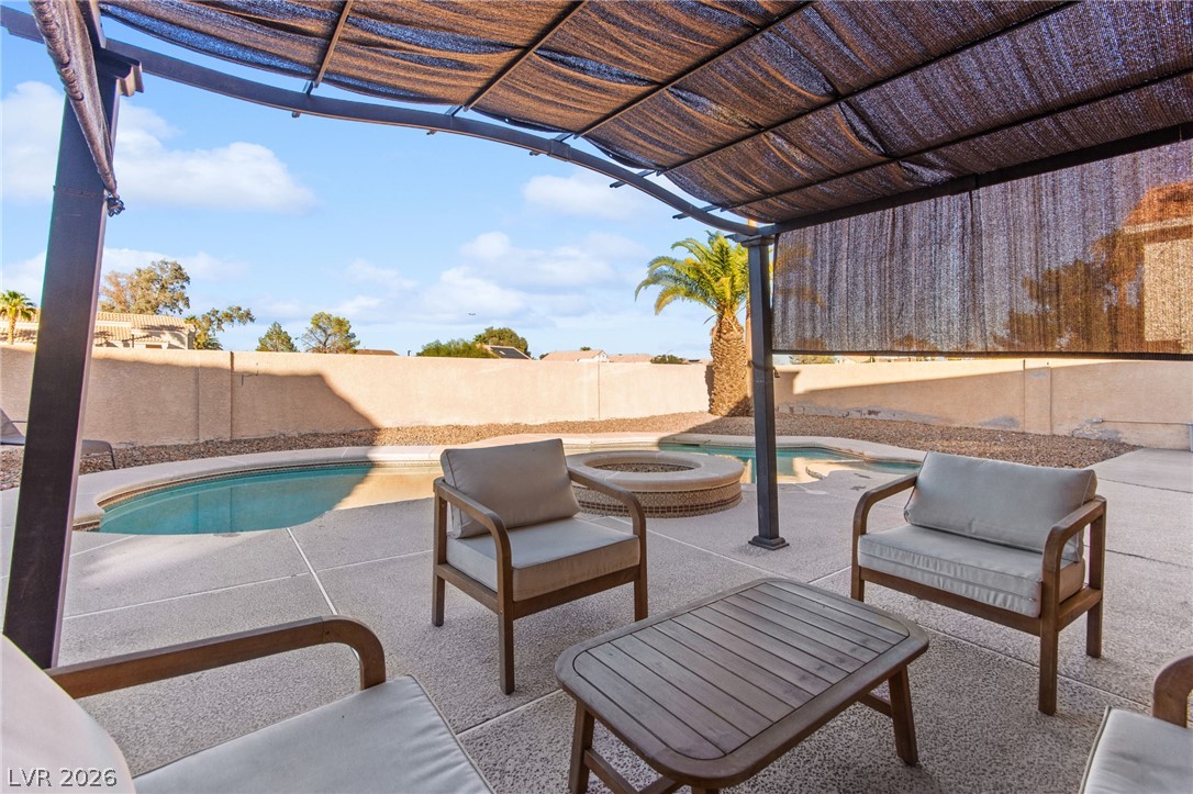 1828 Escondido Terrace