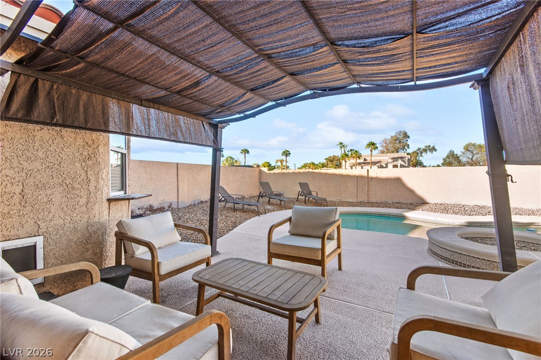 1828 Escondido Terrace