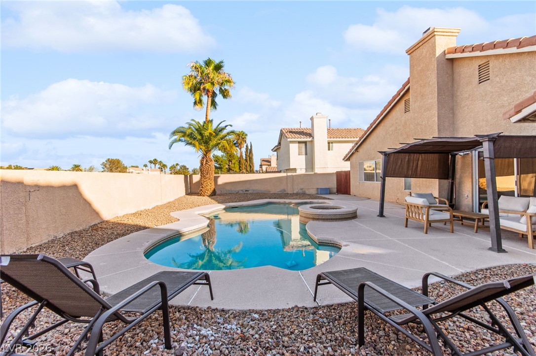 1828 Escondido Terrace