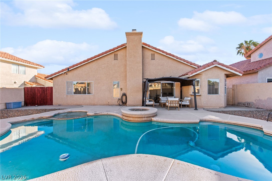 1828 Escondido Terrace