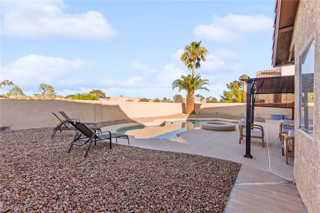 1828 Escondido Terrace