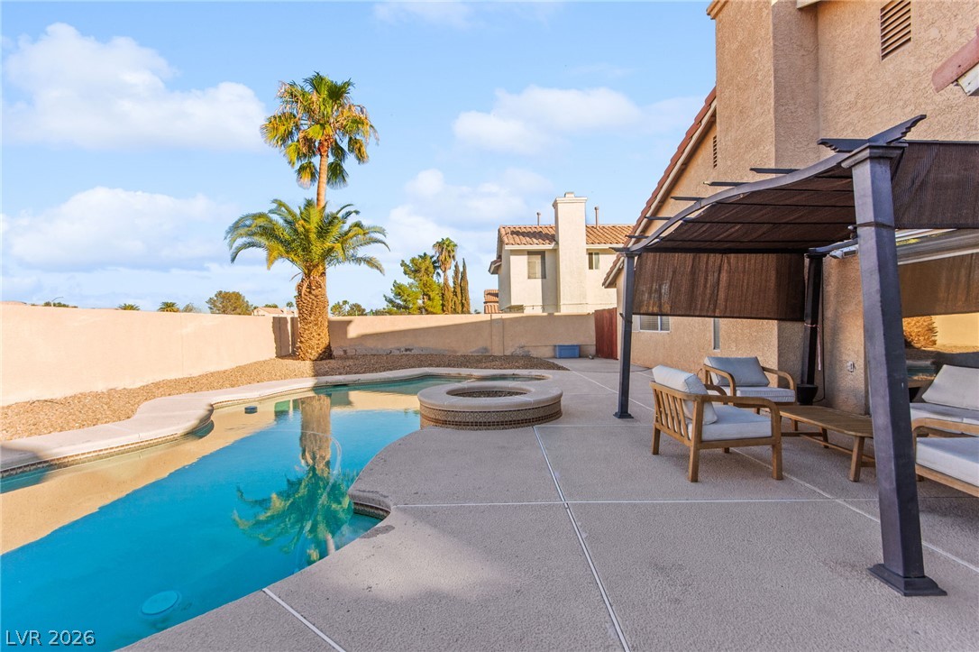 1828 Escondido Terrace