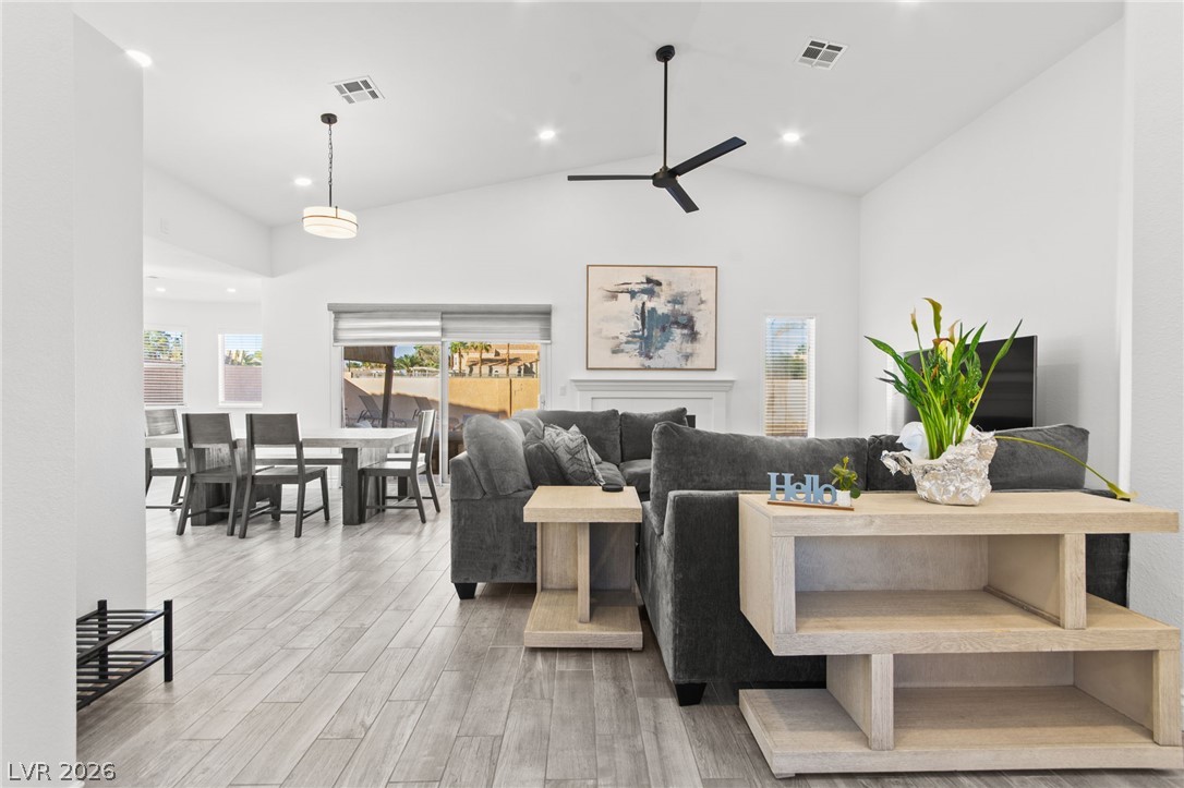 1828 Escondido Terrace