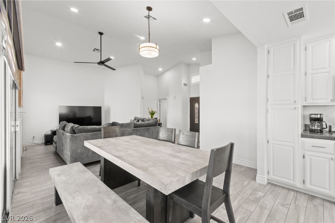1828 Escondido Terrace
