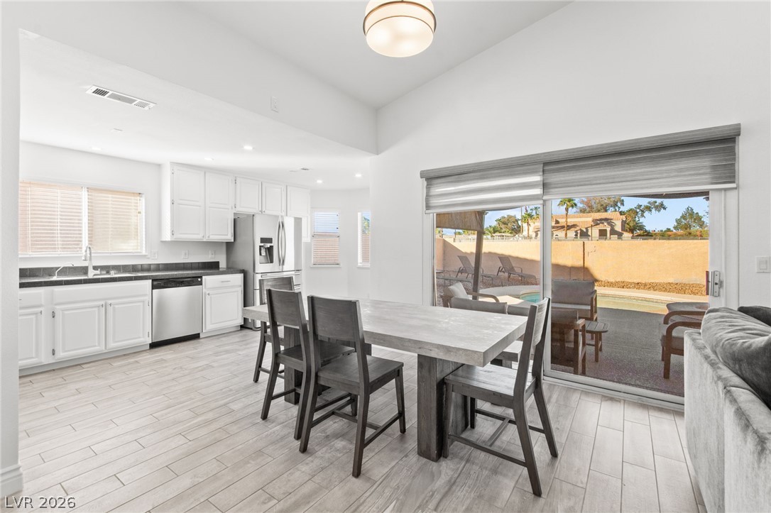 1828 Escondido Terrace