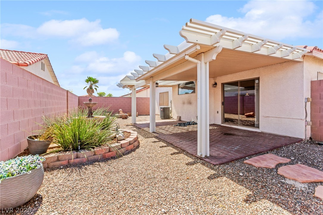 5918 Hills Echo Street