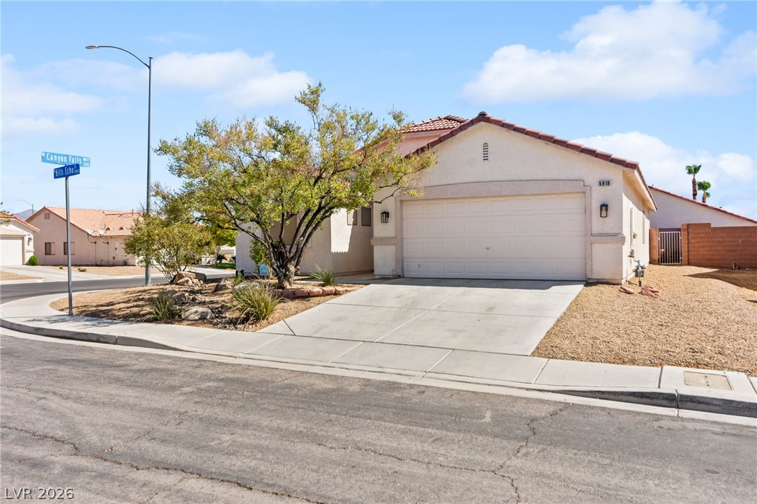 5918 Hills Echo Street
